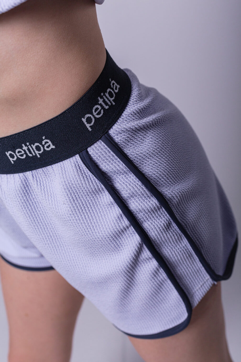 Shorts Velut Petipá Lilás