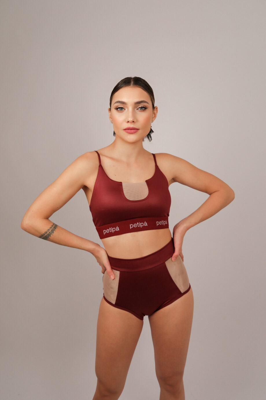 Conjunto Top e Hot Pant Bicolor Petipá